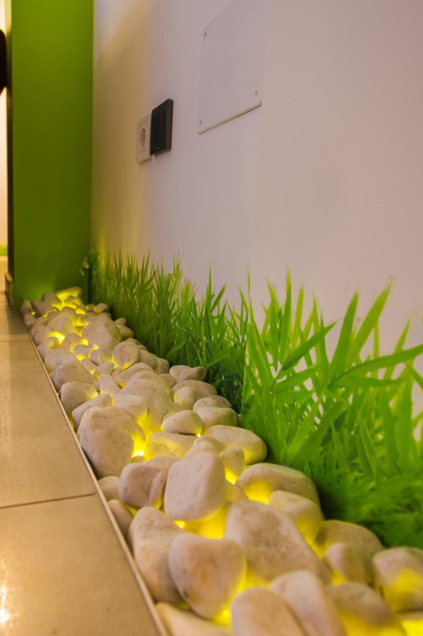 Apartment Plaza: Private Spa Retreat with Luxury Amenities Slavonski Brod Exterior photo